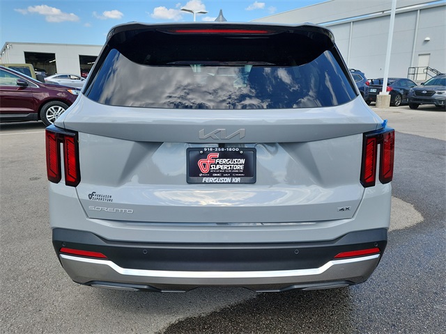 2026 Kia Sorento EX photo 3