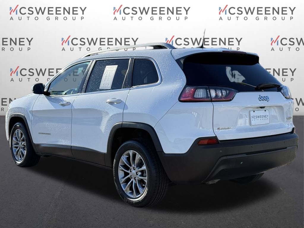 2021 Jeep Cherokee Latitude photo 2