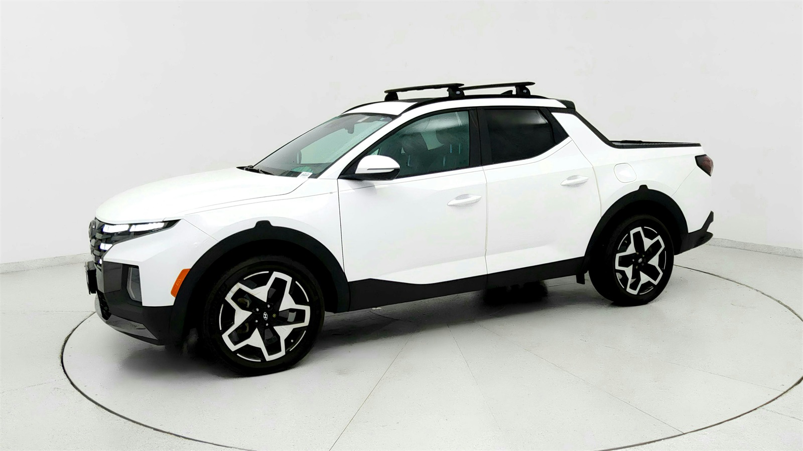 2023 Hyundai Santa Cruz Limited photo 2