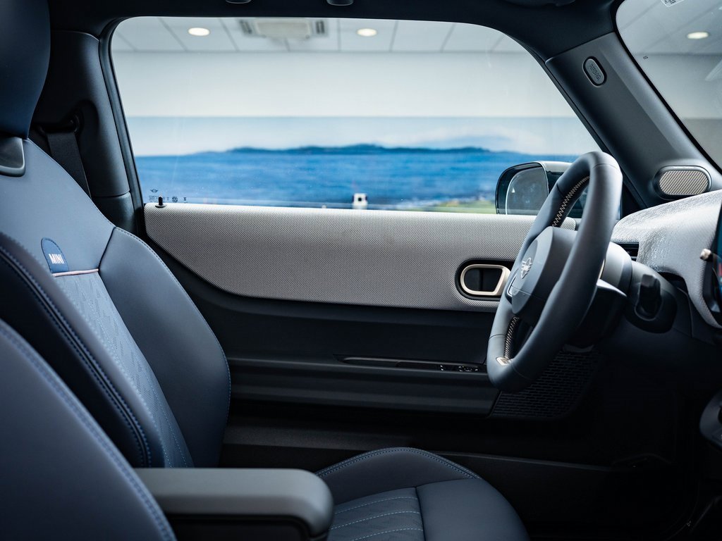 2025 Mini Cooper 2 Door Hardtop S photo 21