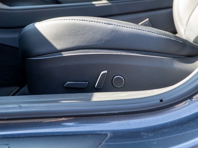 2023 Tesla Model 3 Performance photo 22