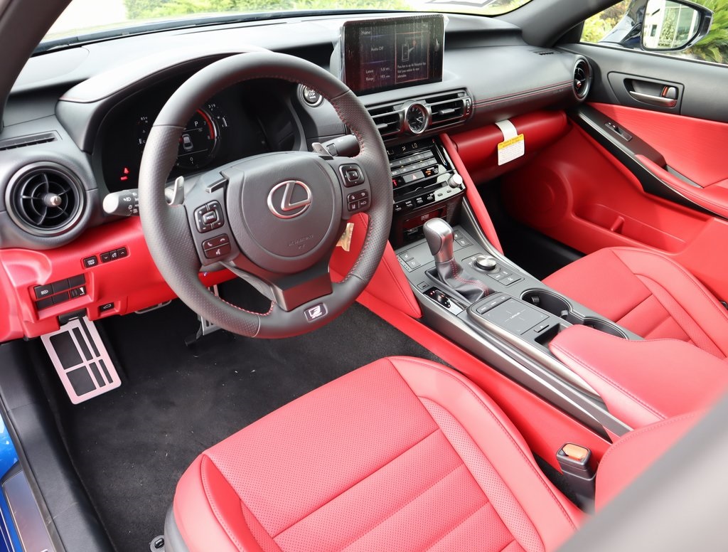 2025 Lexus IS 300 F SPORT photo 26