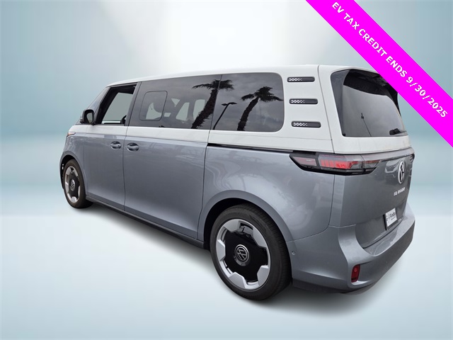 2025 Volkswagen ID. Buzz Pro Plus photo 3