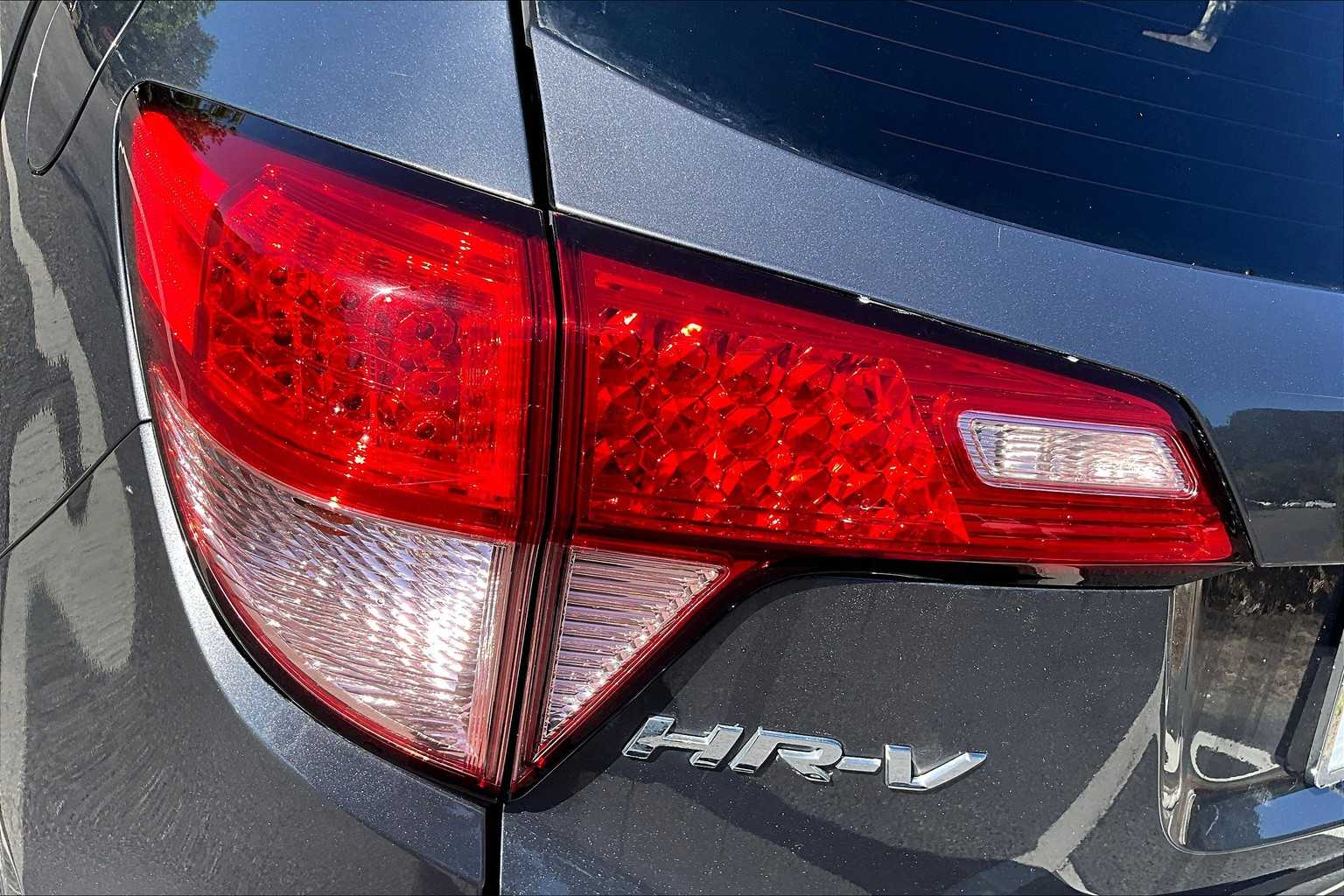2018 Honda HR-V EX photo 28