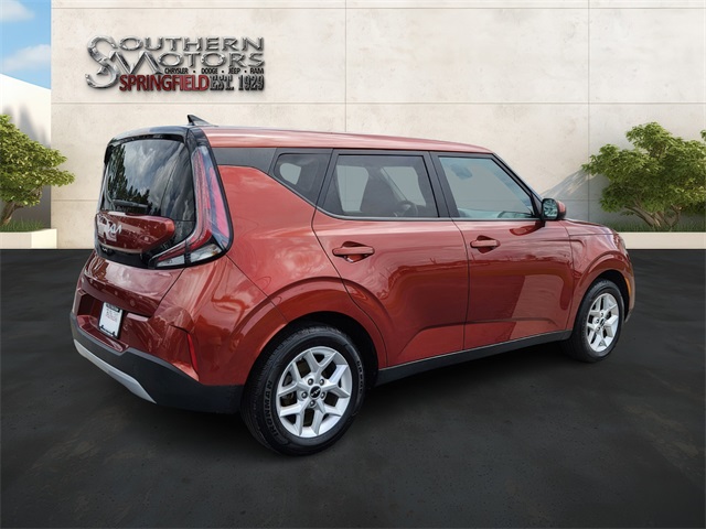 2023 Kia Soul LX photo 5