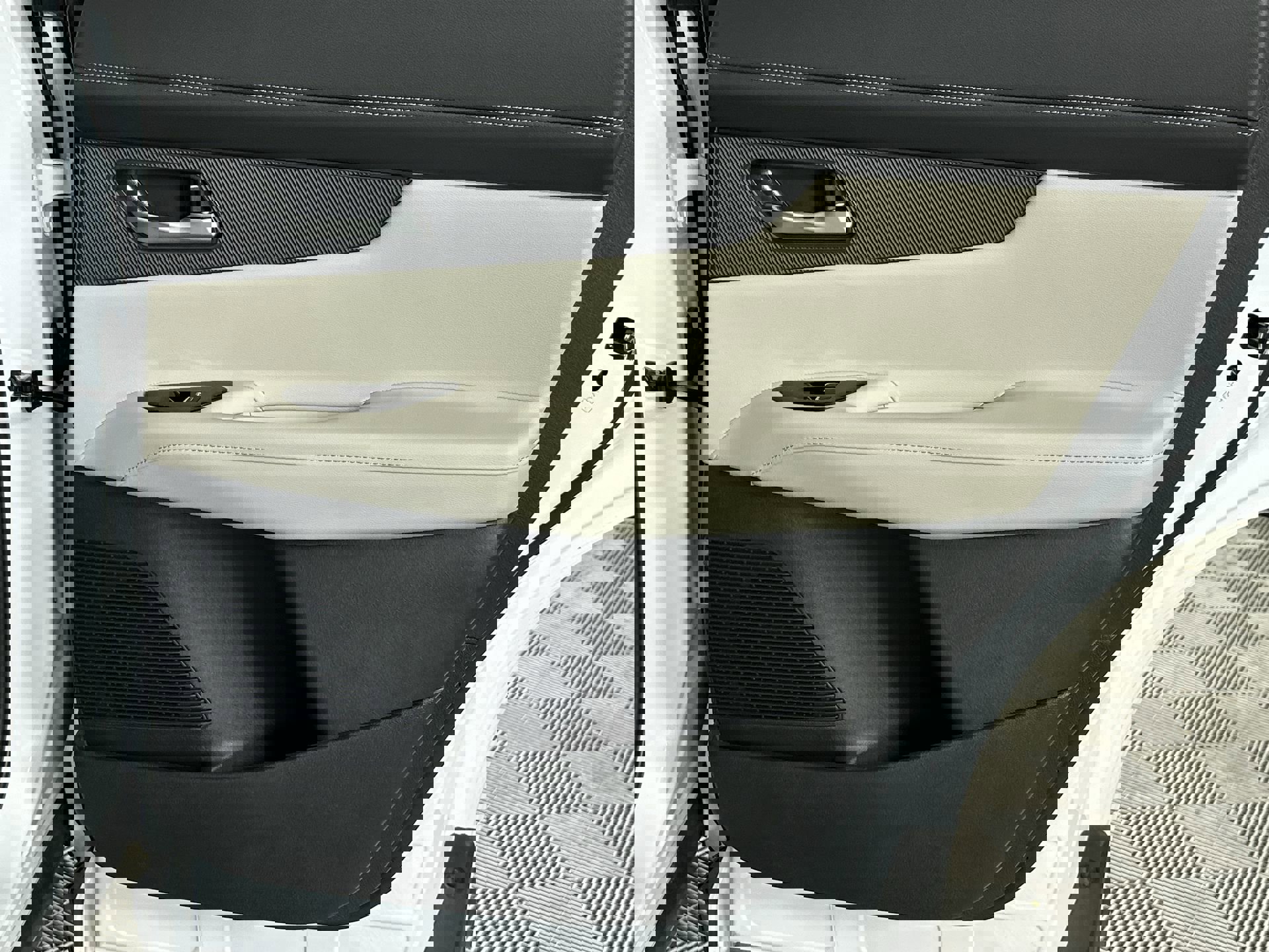 2025 Nissan Murano SL photo 28