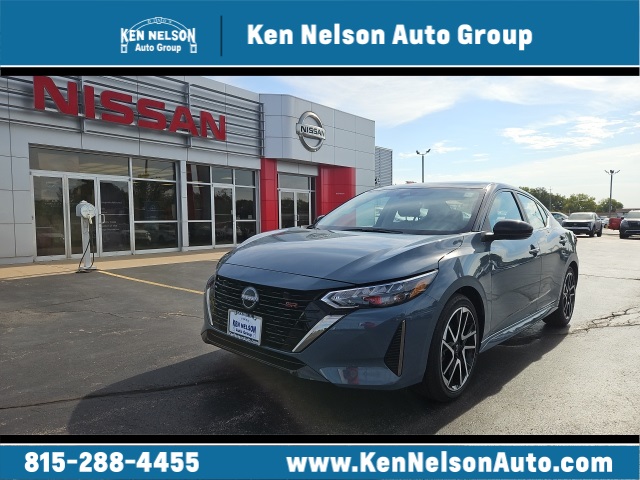 2025 Nissan Sentra SR's photo