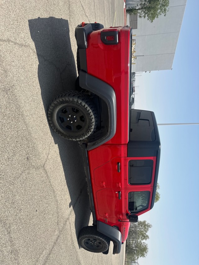 Used 2022 Firecracker Red Clearcoat Jeep Mojave image 9