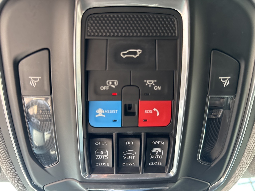 2021 Jeep Grand Cherokee Limited photo 48