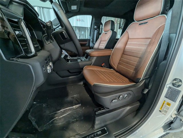 2025 Gmc Sierra 3500 HD Denali Ultimate photo 5