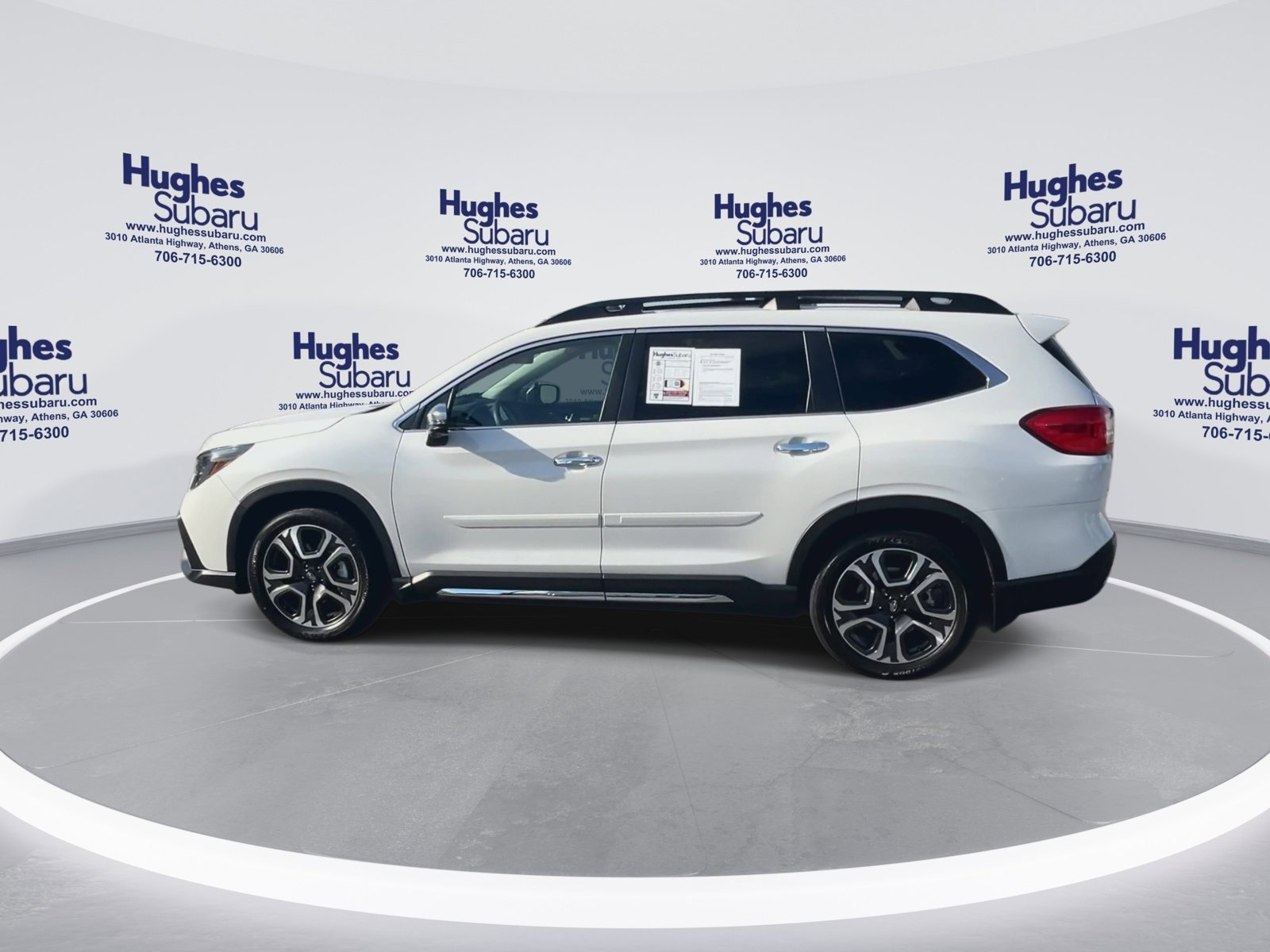 2023 Subaru Ascent Touring photo 4