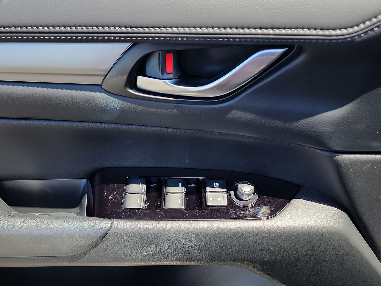 2024 Mazda CX-5 2.5 Select photo 11