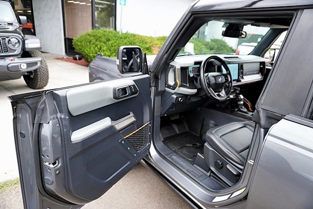 Used 2022 Gray Ford Badlands image 37