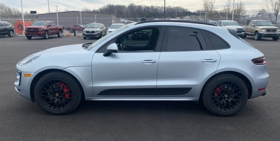 2017 PORSCHE MACAN - Image 8