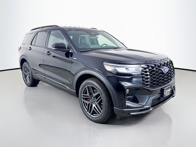 2026 Ford Explorer ST-LINE's photo