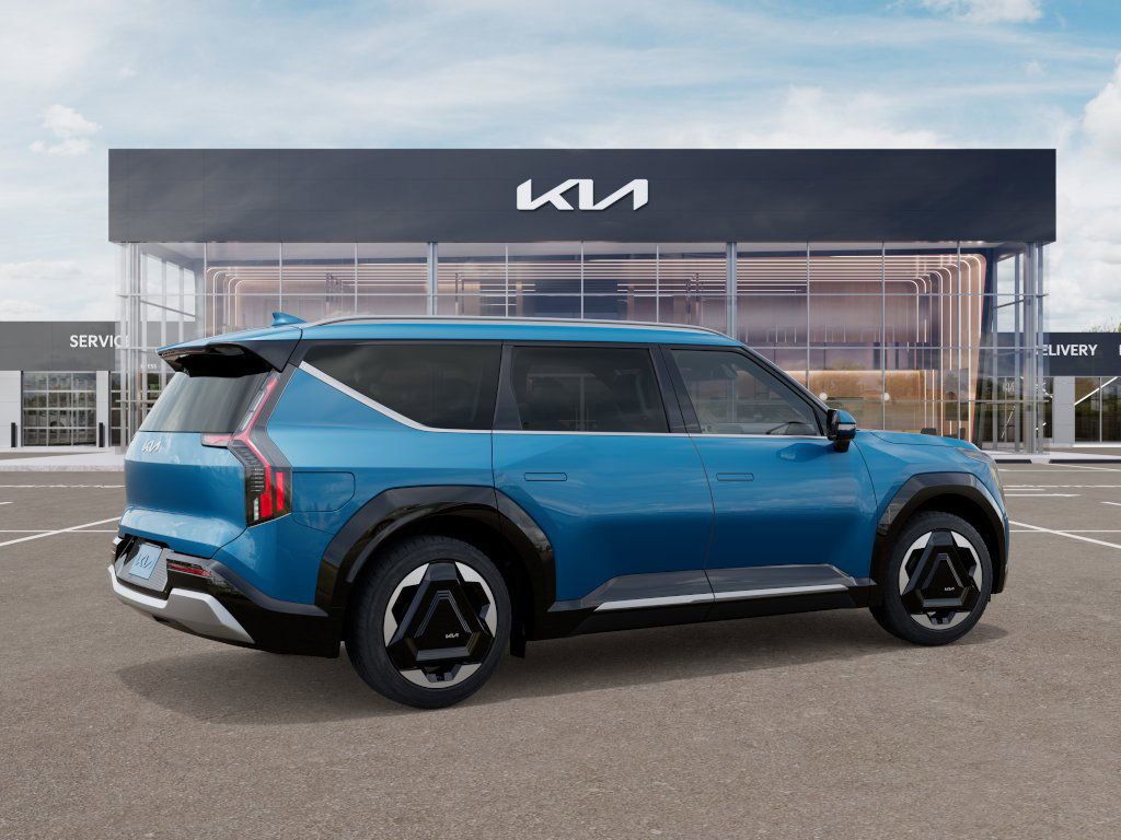2026 Kia EV9 Land photo 5