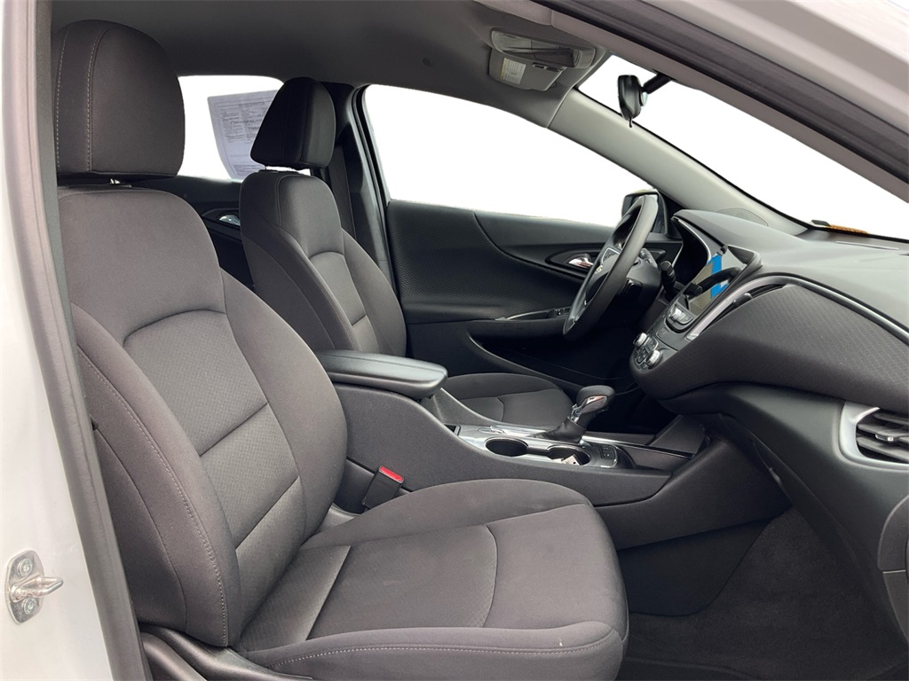 2024 Chevrolet Malibu 1LT photo 24