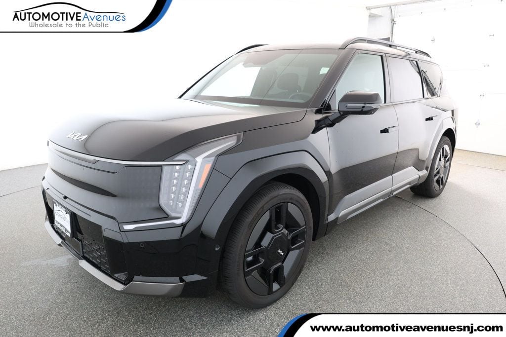 2025 Kia EV9 GT-Line's photo