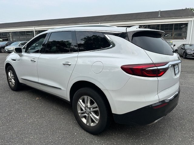 2019 Buick Enclave Essence photo 2
