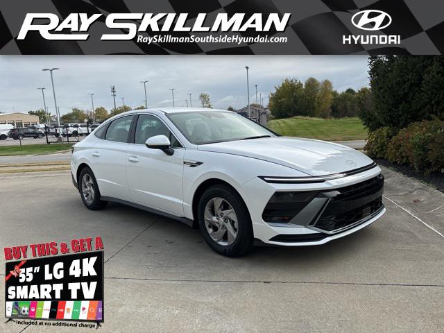 2026 Hyundai Sonata SE's photo