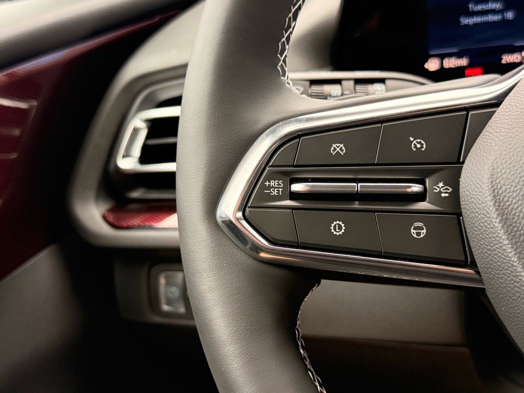 2026 Chevrolet Traverse Z71 photo 10