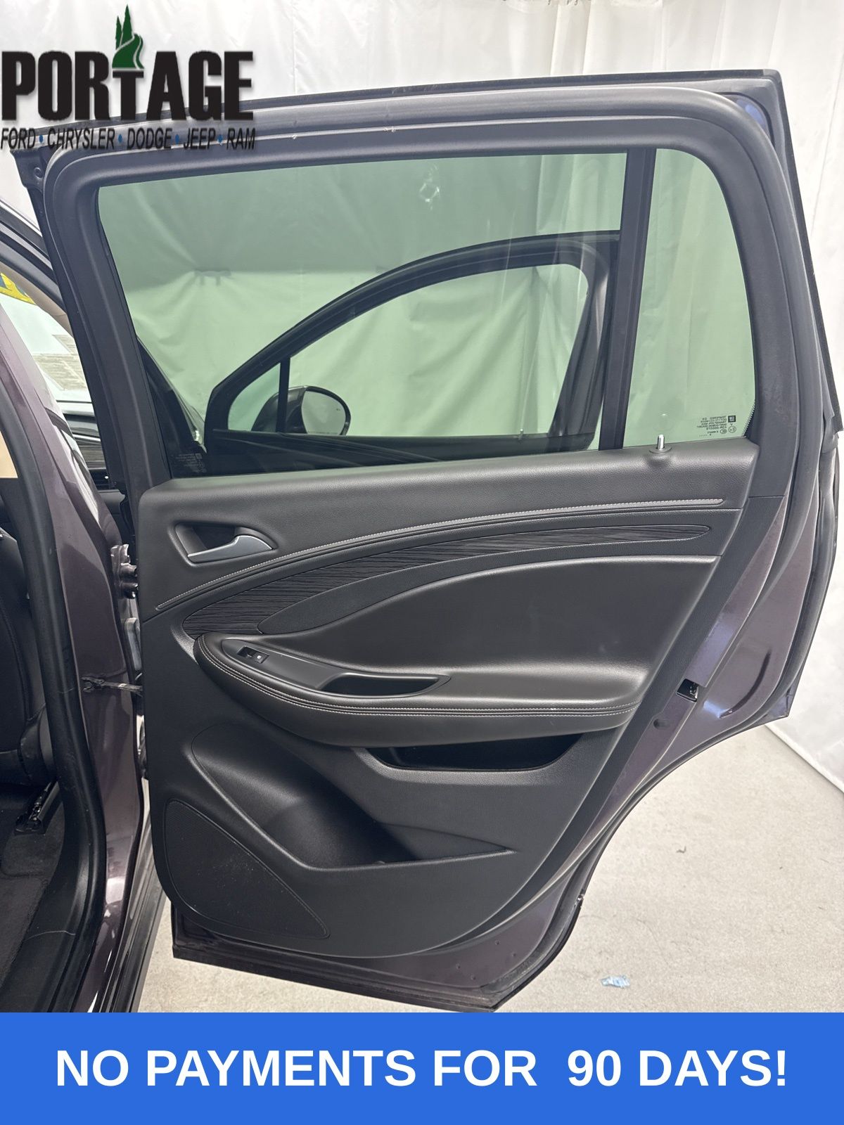 2017 Buick Envision Premium I photo 28