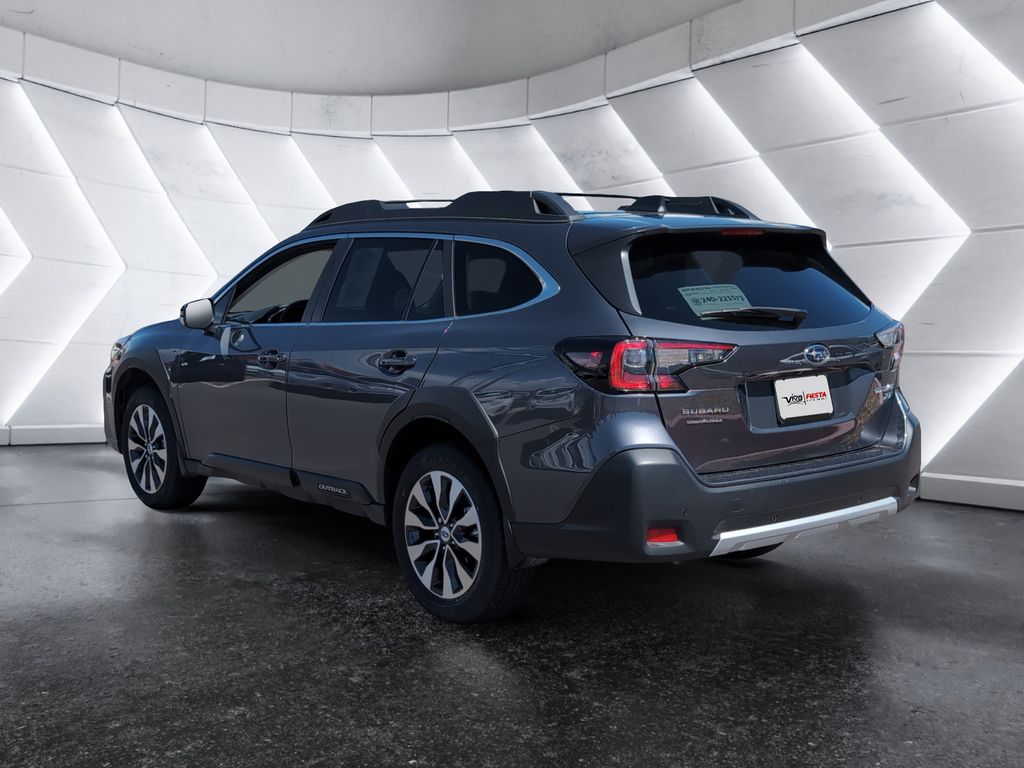 2025 Subaru Outback Limited XT photo 5