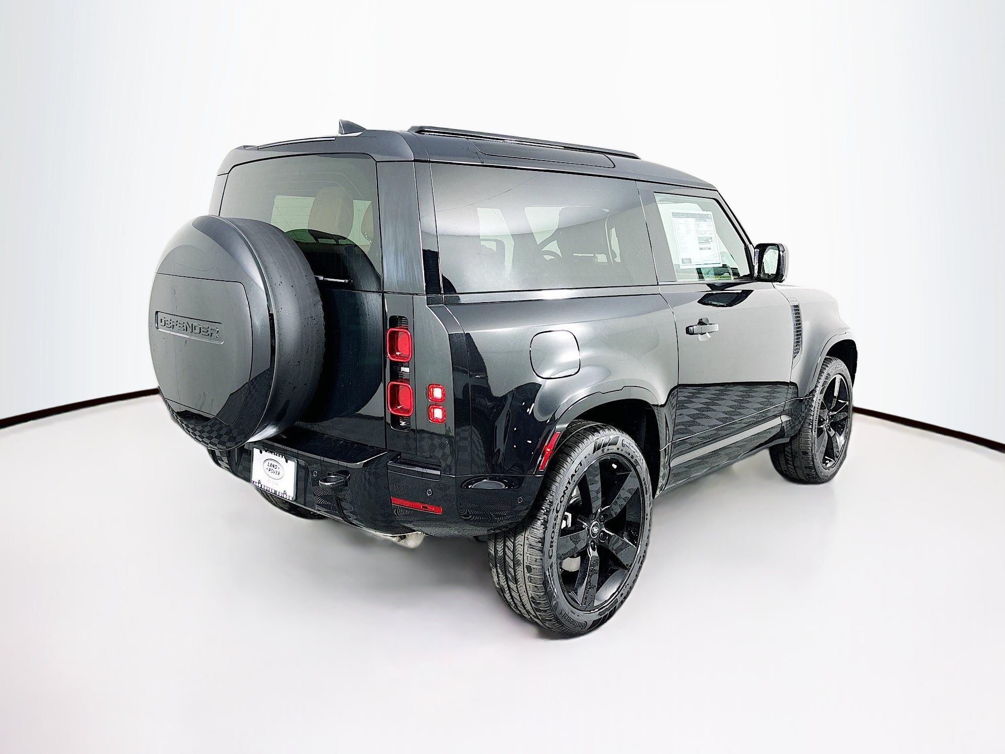 2025 Land Rover Defender 90 X-Dynamic SE photo 5