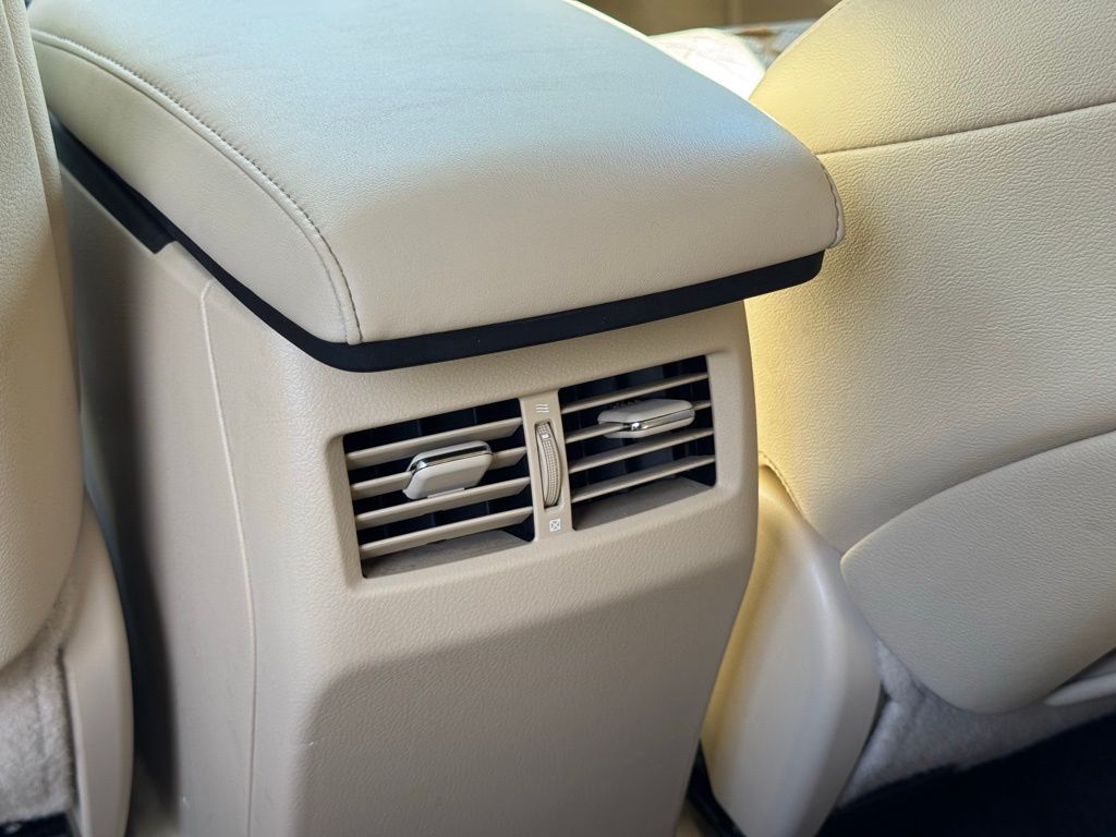 2011 Lexus RX 350 photo 10