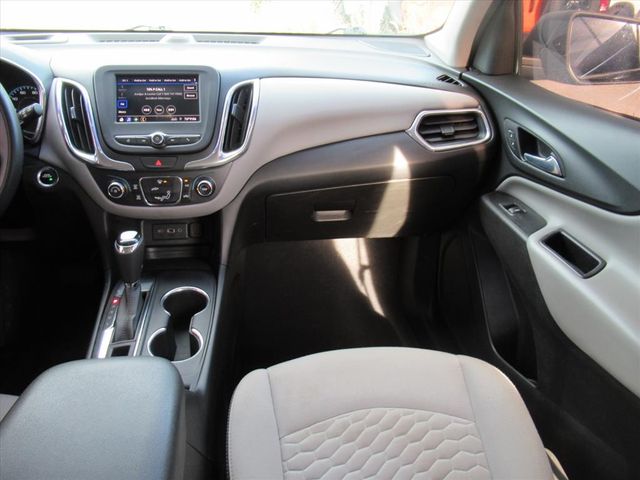 2020 Chevrolet Equinox LS photo 12
