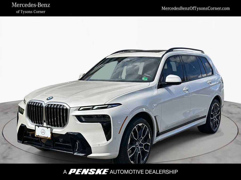 2023 BMW X7