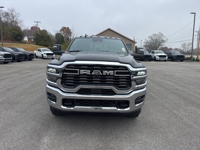 2026 Ram 2500 Tradesman photo 2