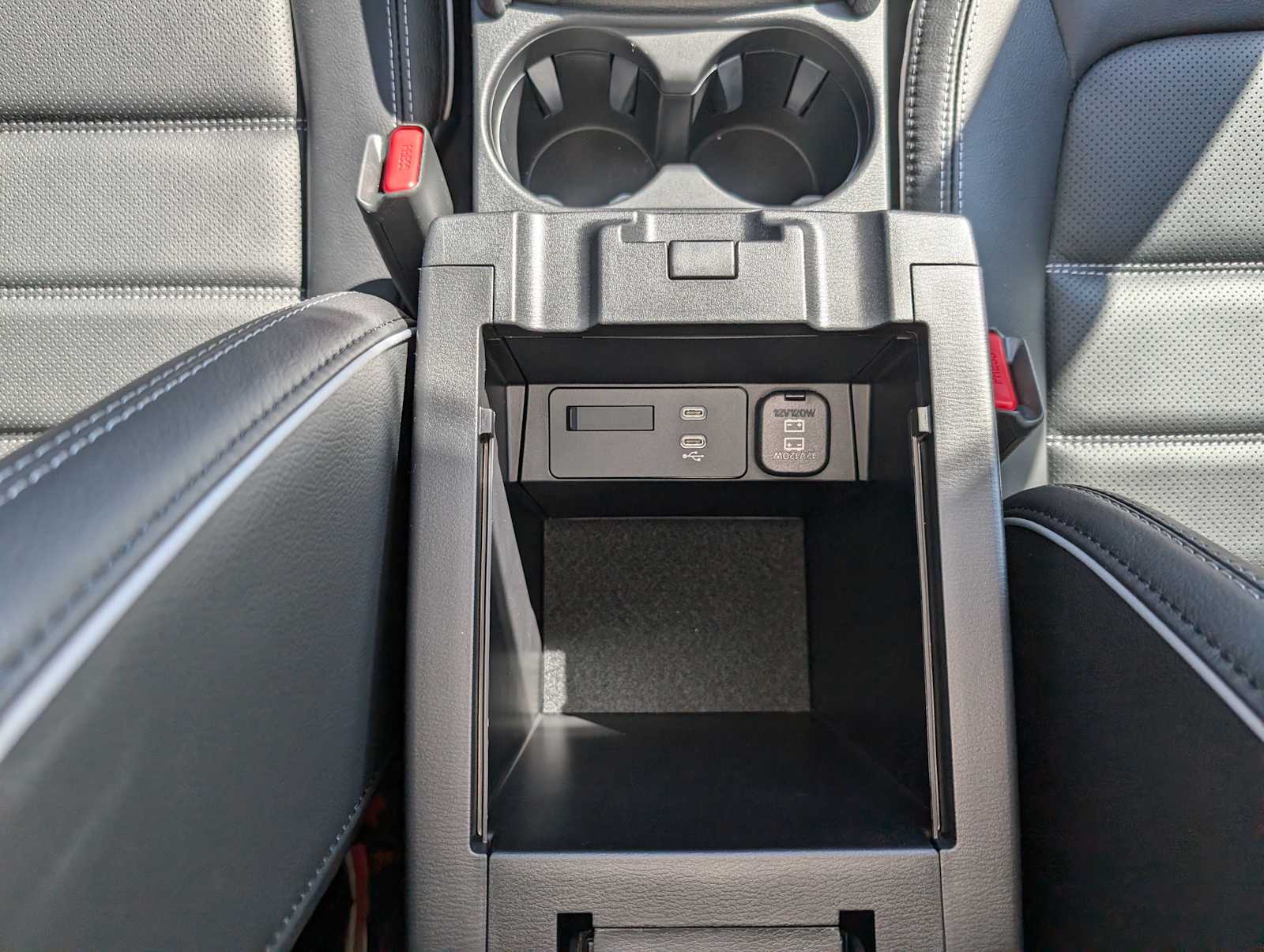 2025 Mazda CX-5 2.5 S Preferred photo 15