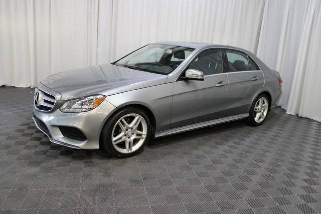 2014 Mercedes Benz E 350 4MATIC photo 3