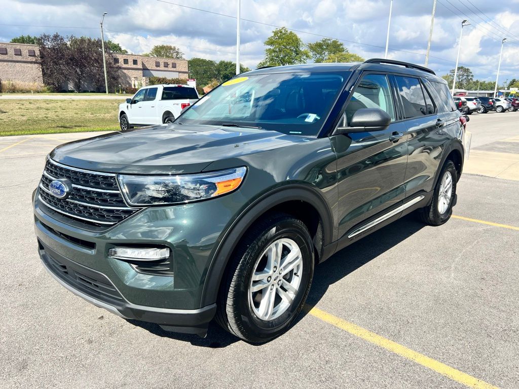 2023 Ford Explorer XLT photo 38