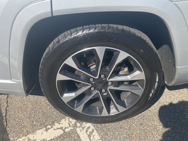 2023 Jeep Grand Cherokee Overland photo 10