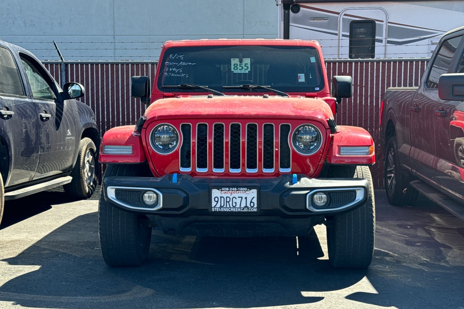 2023 Jeep Wrangler Sahara 4xe photo 2