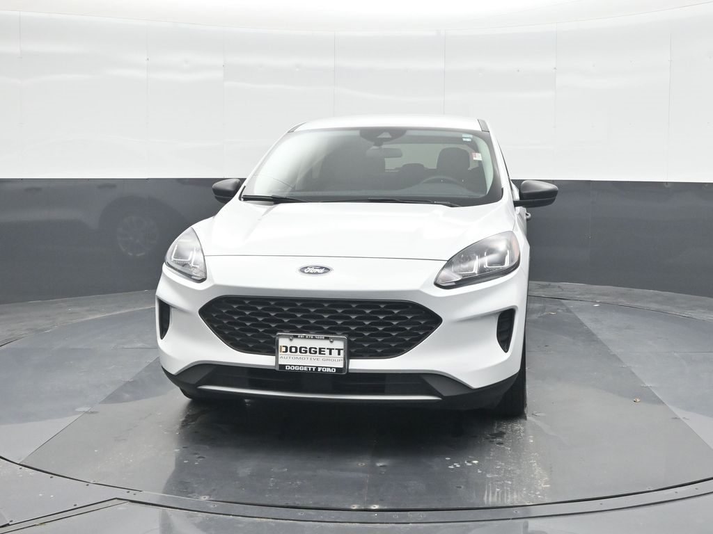 2022 Ford Escape S photo 4