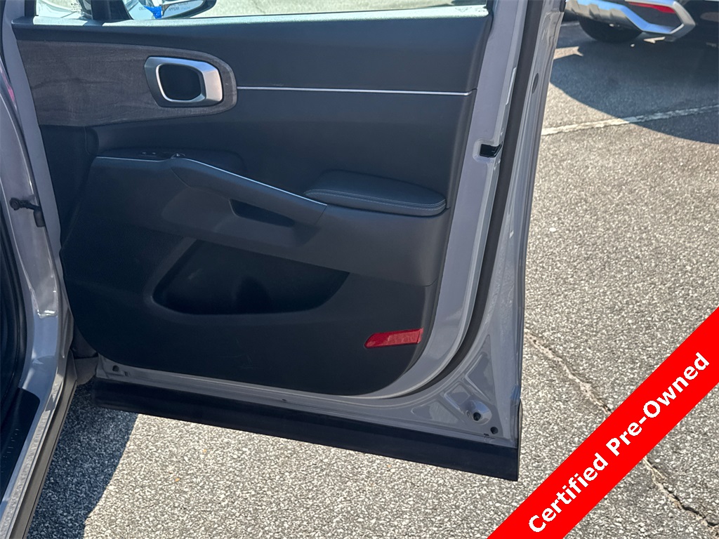 2023 Kia Sorento EX photo 14
