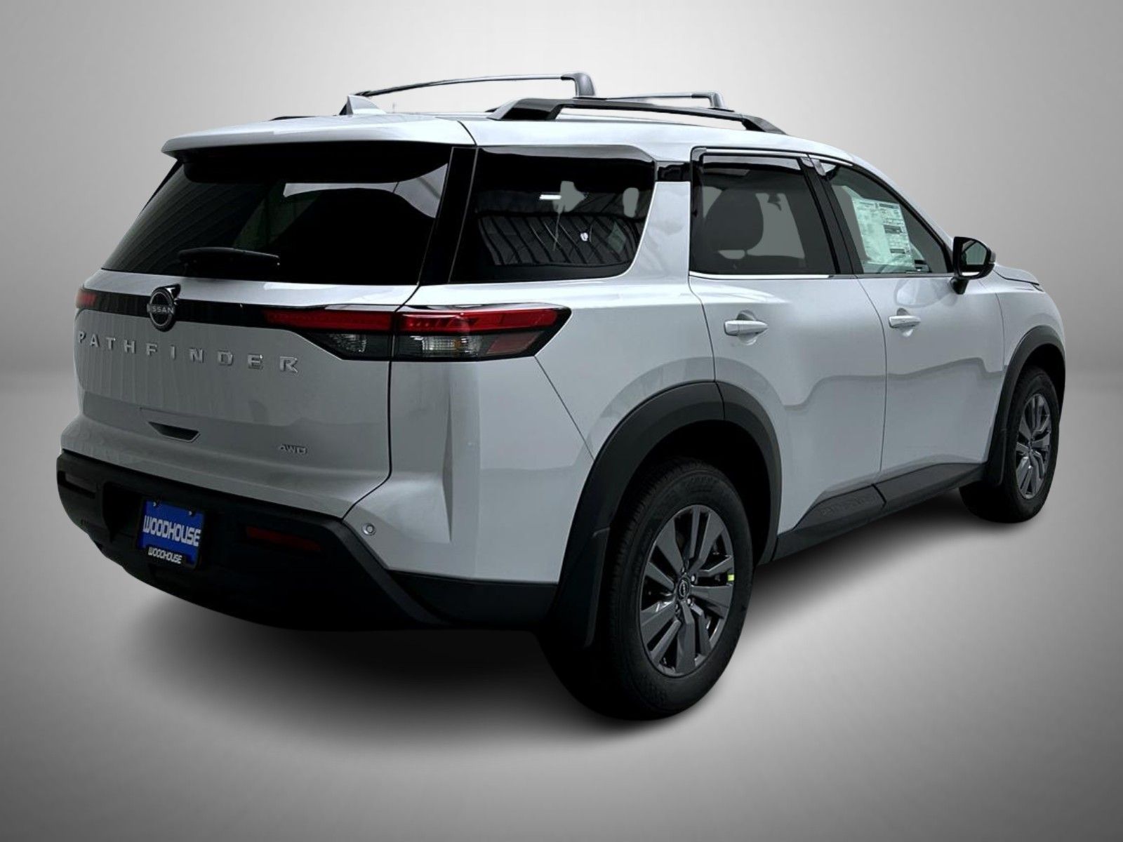 2025 Nissan Pathfinder SV photo 5