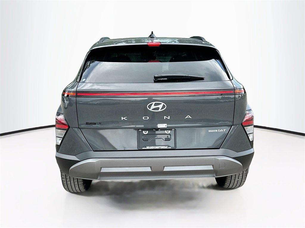 2026 Hyundai Kona SEL photo 2