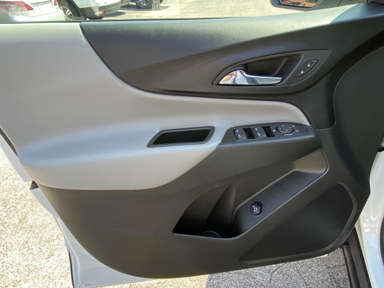 2023 Chevrolet Equinox LT photo 7