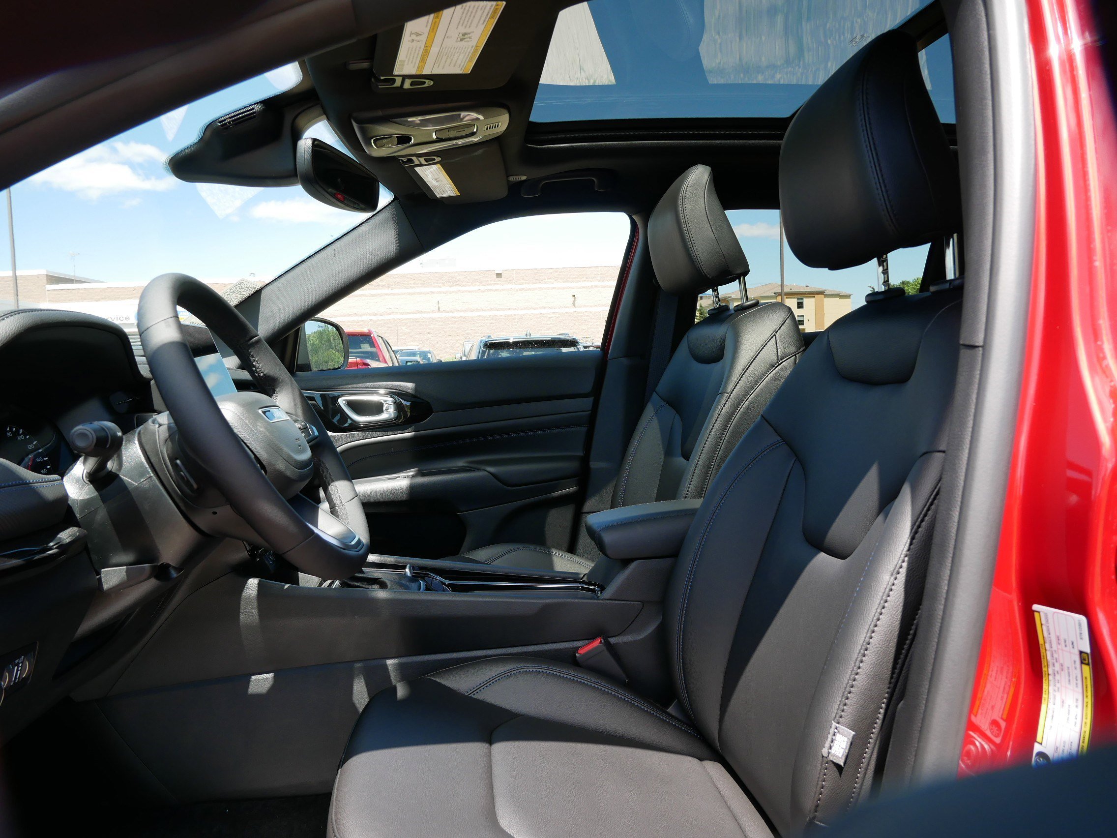 2025 Jeep Compass Limited photo 7