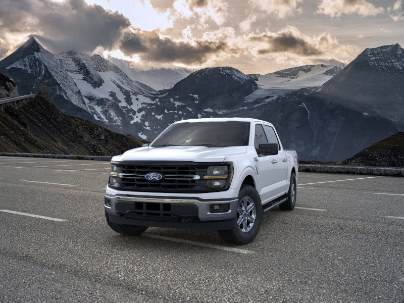 2025 Ford F-150 XLT photo 2