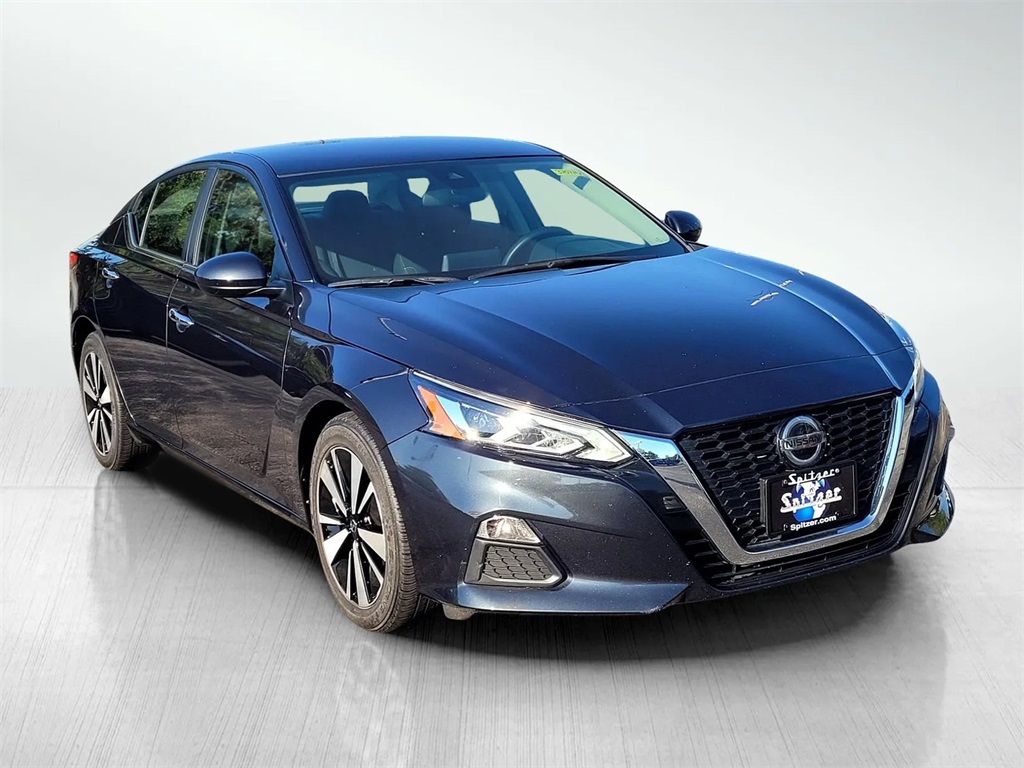 2022 Nissan Altima 2.5 SV photo 3