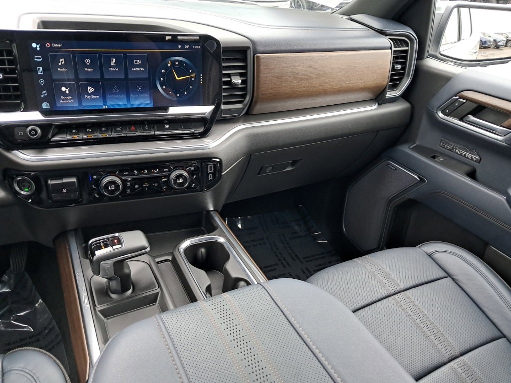 2023 Chevrolet Silverado 1500 High Country photo 20