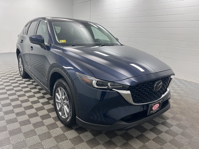 2022 Mazda CX-5 S Preferred package