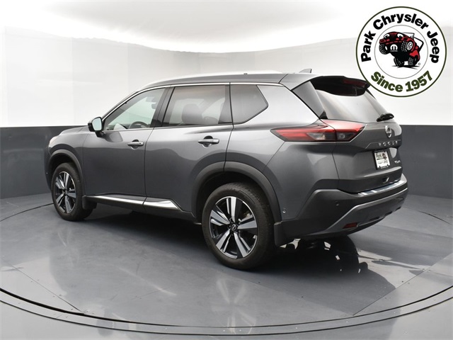 2023 Nissan Rogue SL photo 3