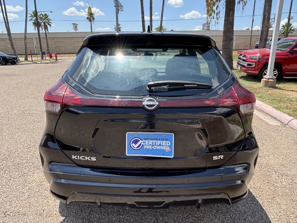 2024 Nissan Kicks SR photo 6