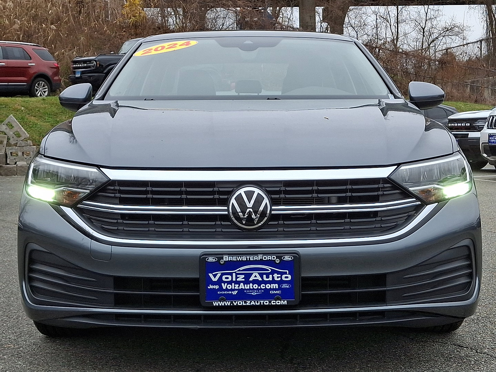 2024 Volkswagen Jetta 1.5T SE photo 2